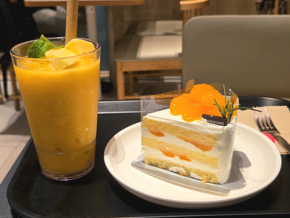 Hawoul_0929's tweet photo. 새콤달콤🥭🍊🥭🍊
투썸과 함께하는 오늘의 레포트~..... https://t.co/919O9cGIY0