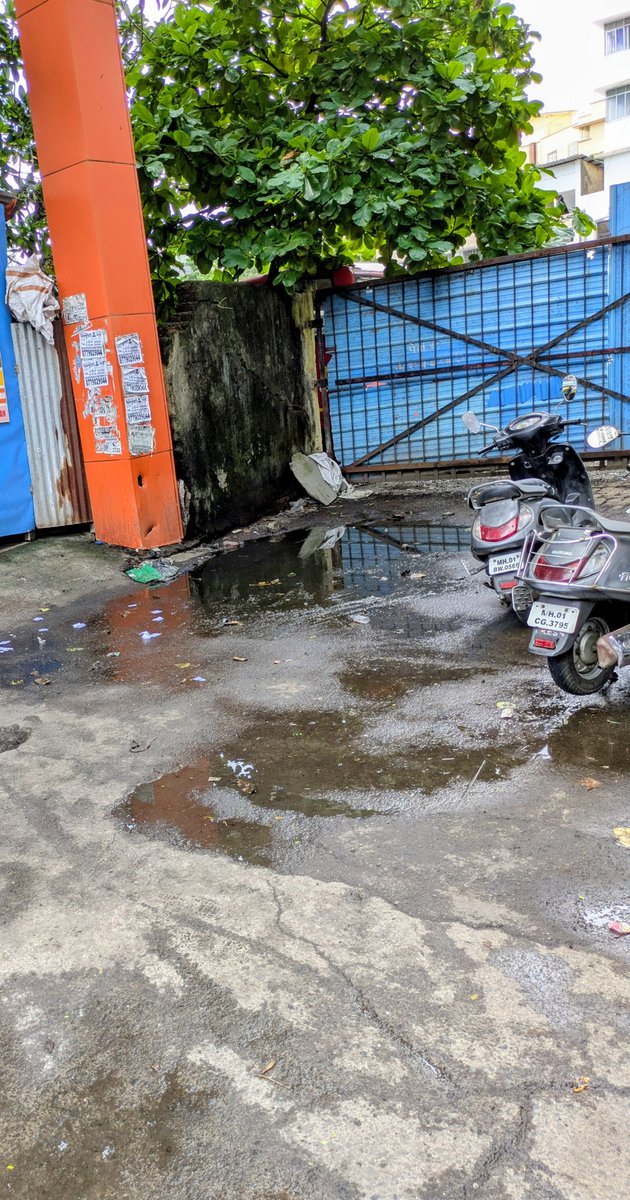 Balchandra's tweet photo. Ilegal garage right outside closed ST  depot gate next to Dudhwala building opposite Kailash building Mumbai Centralwashing bikes,stagnant water perfect breeding ground for mosquitoes @AshwiniBhide @mybmc @mybmcWardE @mybmcHealthDept @mybmchealth @CPMumbaiPolice @CMOMaharashtra https://t.co/Z9dS9ZO2Bh