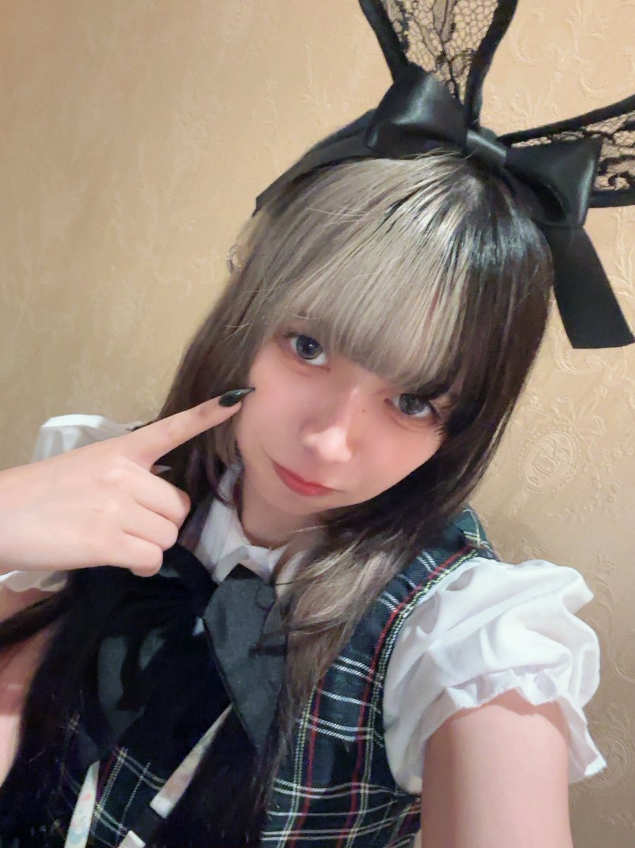 kemuchu_nei's tweet photo. か弱いうさぎになってしまった......(⩌⩊⩌`)? https://t.co/2Gd7BtT0i5