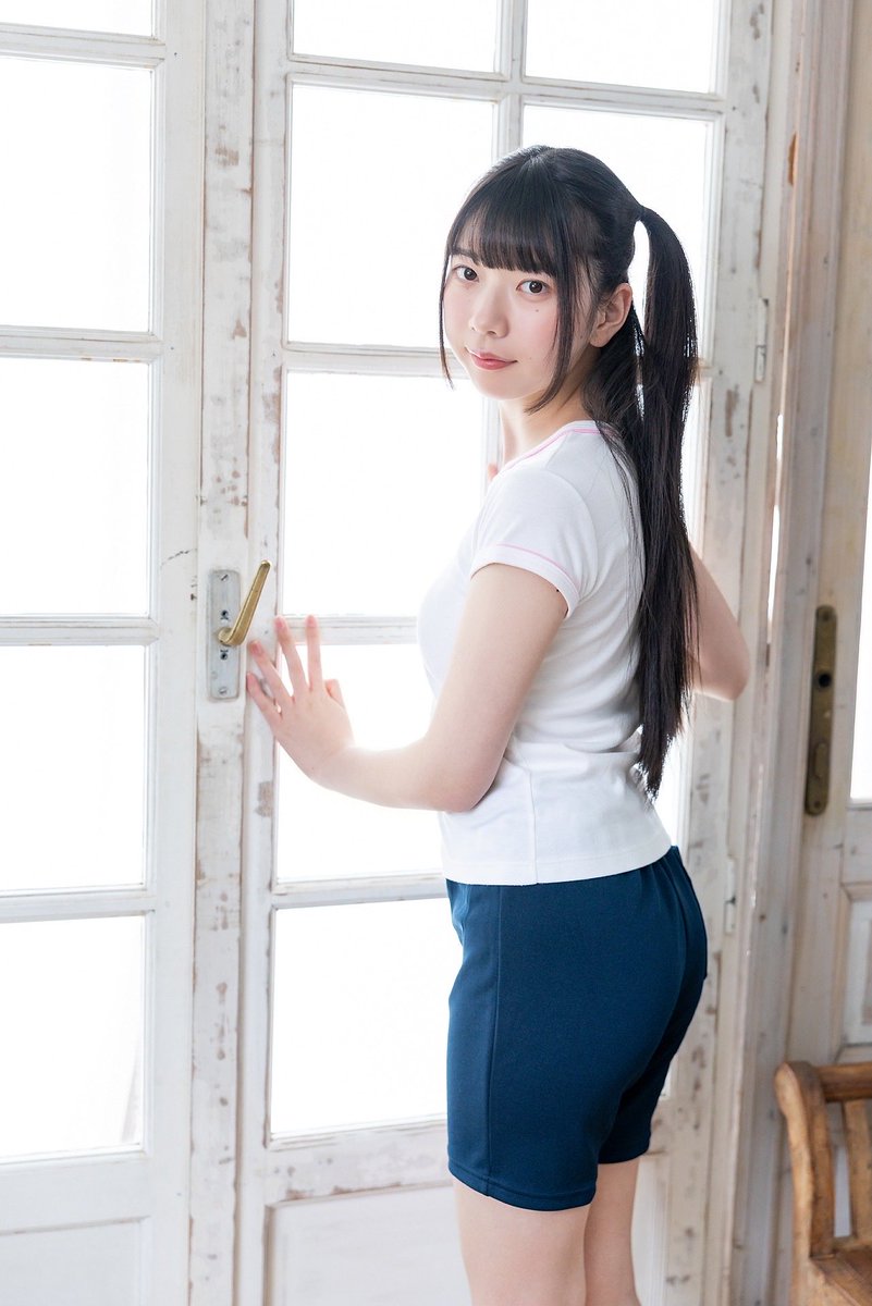 urutora88gpz's tweet photo. 椿みり https://t.co/0zSiCG7On6