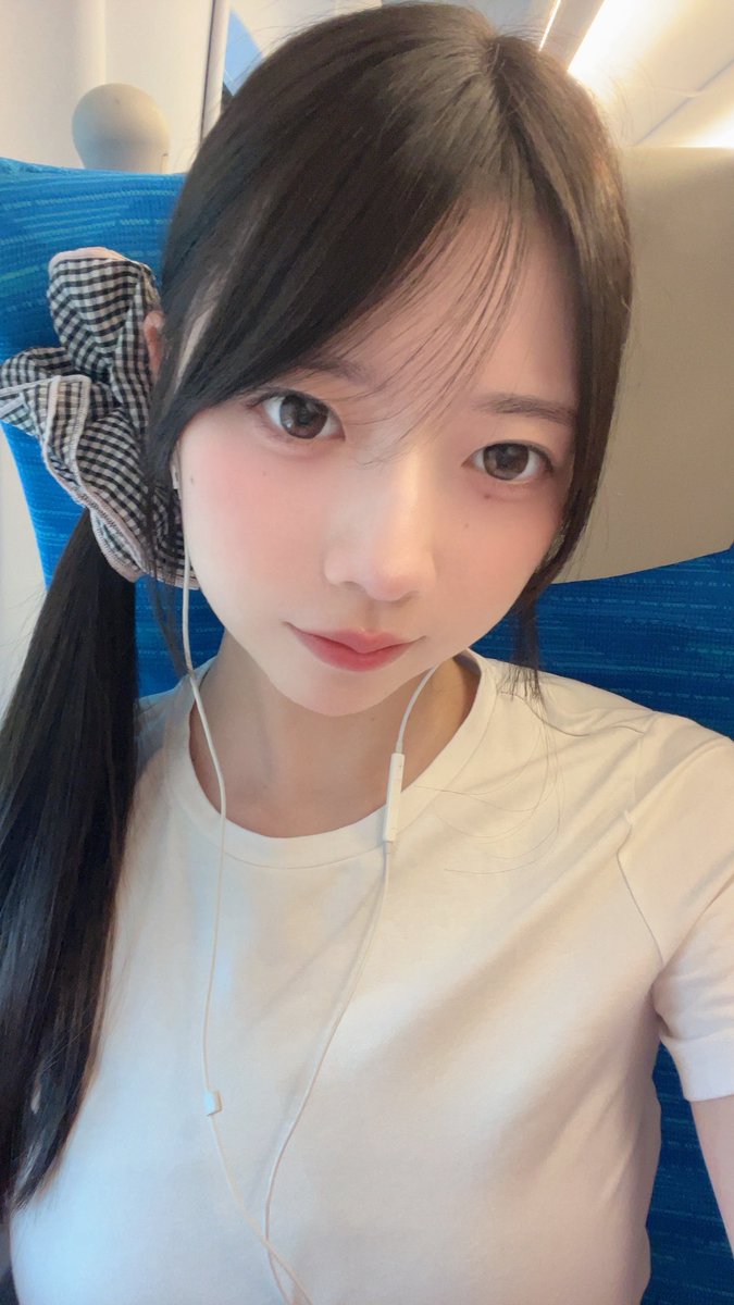urutora88gpz's tweet photo. 椿みり https://t.co/0zSiCG7On6