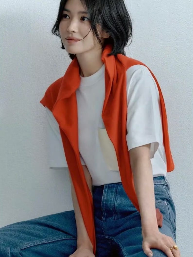 Qiqkyo's tweet photo. Officially as the brand ambassador of Bottega Veneta, she will also attend the brand's latest series show held in Milan this month.

#송혜교  #SongHyeKyo https://t.co/BXjofvgEyY