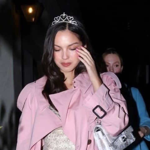 fawnedgirl's tweet photo. ⠀⠀ 
⠀⠀ ⠀⠀my tits are sitting right thanks to this babygirl. so proud of your album, princess ̀⁽ᵔᵕᵔ⁾ ́  ̀⁽ᵔᵕᵔ⁾ ́* ⠀#PRIMAPARTYFL https://t.co/ZfGlSOJGC5