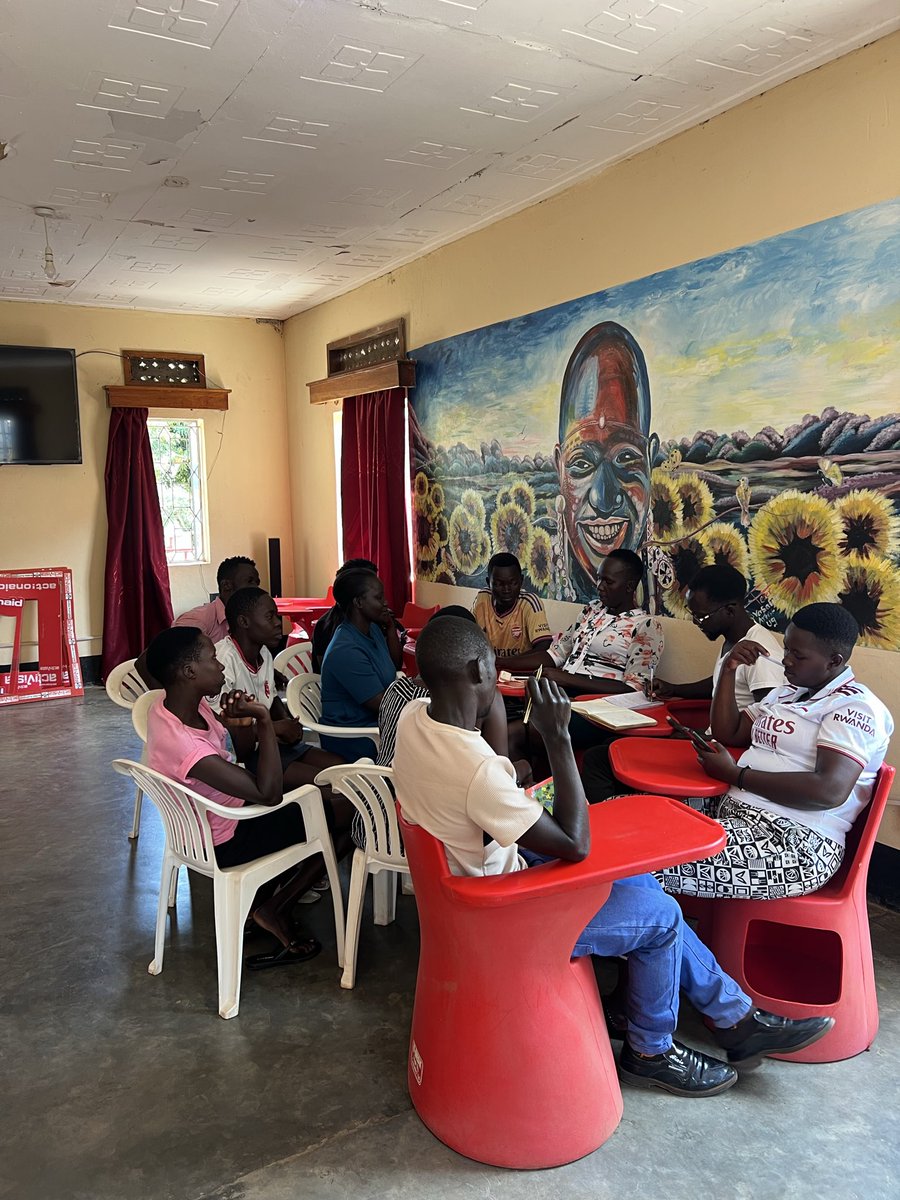 global_uganda's tweet photo. Action in Apac!  Today we’re training climate champions for the Global Climate Week of Action. 

Breakout groups are unpacking climate justice: frontline communities, land rights, just transition &amp; locally led solutions. Energy is electric! Let’s turn ideas into impact. https://t.co/4grg2njSbI