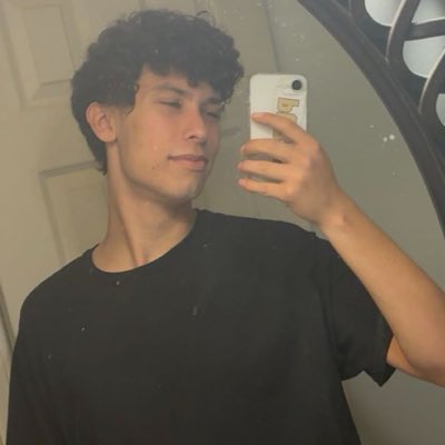 mrnerdy2_'s tweet photo. #NewProfilePic https://t.co/6ouiJhAevQ