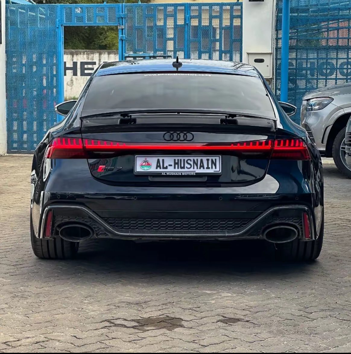 Cars_in_Kenya's tweet photo. Audi RS7 👌🔥 https://t.co/ohKcO3SYLY