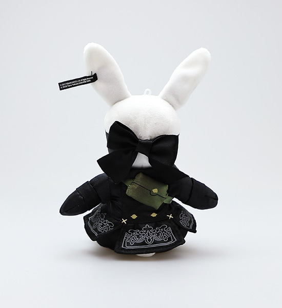 SQEX_eSTORE's tweet photo. 【再受注開始】「黒執事 Black Label」と『#ニーアオートマタ』がコラボしたビターラビットミニが再登場！
新型アンドロイド兵士から成る「ヨルハ部隊」の隊服を身に纏った漆黒のビタラビ。クリアBOXも「#ニーア」のためのオリジナルデザインです。#黒執事ブラックレーベル
https://t.co/U2Vi7tEtNY https://t.co/E6Y03UJQQV