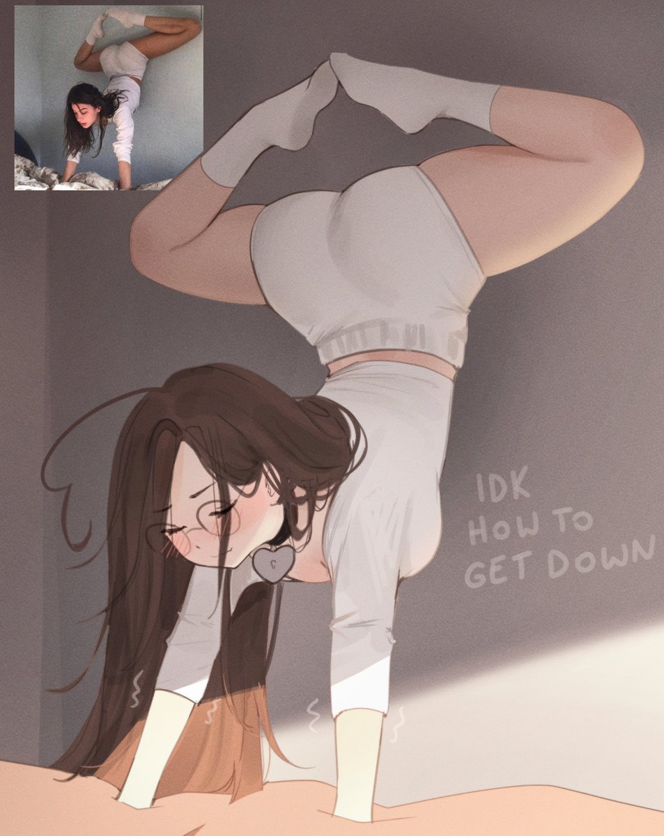 SkyButCultured's tweet photo. Your roommate likes weird yoga poses https://t.co/InR3lA2CbL