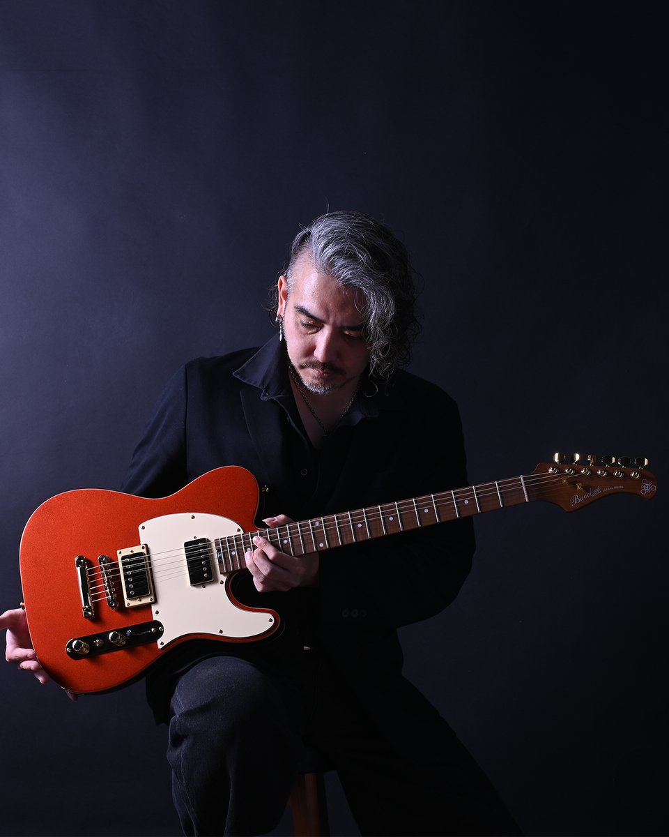 DeviserGuitars's tweet photo. ヨメトオレ Marco氏シグネチャーモデル
「GIN-SUNRISE/RSM」

Marco氏の嗜好を色濃く反映したサウンドと仕様をゼロから追求した一本です✨

https://t.co/VHq4IfU2vm

#Globalシリーズはいいぞ
#Deviser_NowOnSale https://t.co/Ko8tpsnJdp