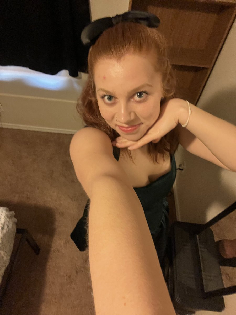 barkforbug's tweet photo. spoiled, not a brat. 
#findom #findumb https://t.co/cFi52lMVK8