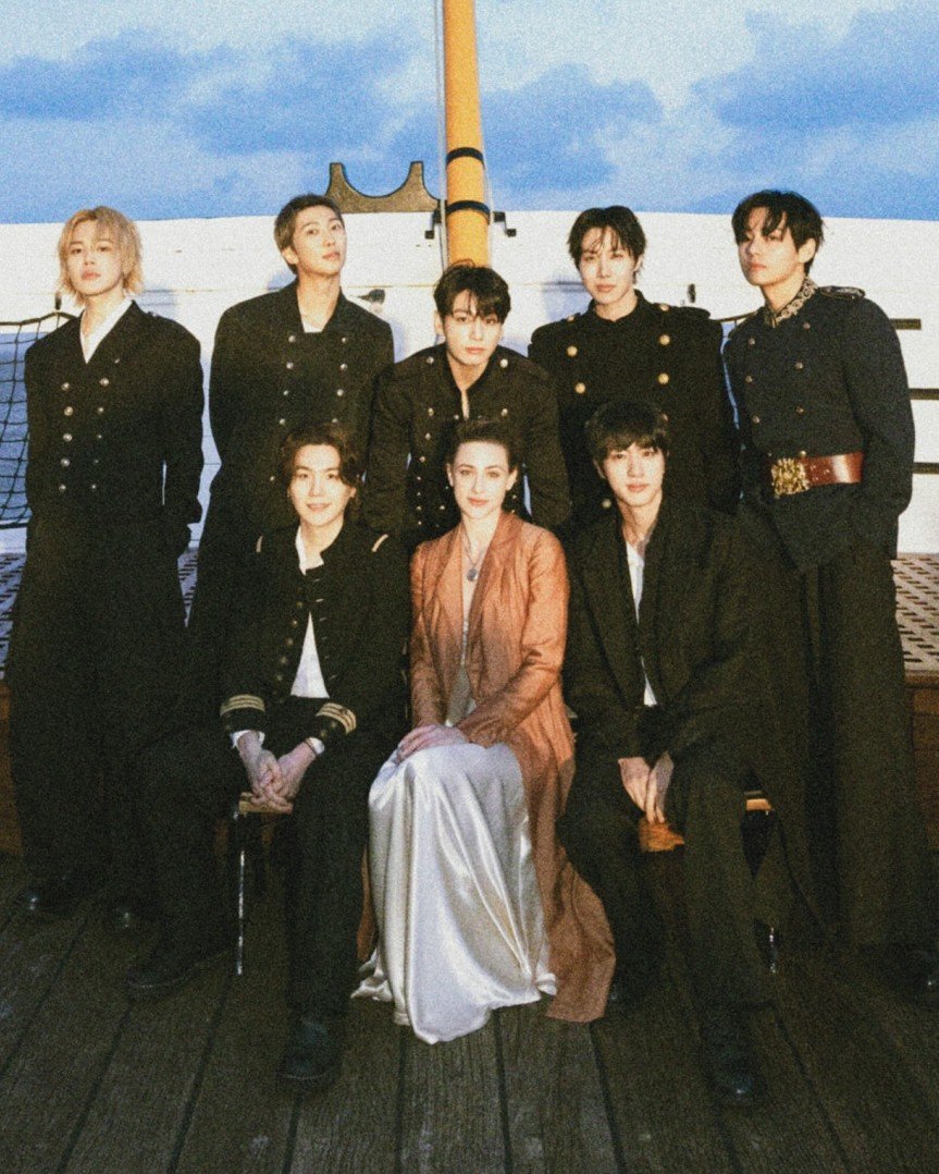 TheePopCore's tweet photo. Lili Reinhart talks about starring in BTS’ “SWIM” music video on “The Tonight Show Starring Jimmy Fallon”:

— “I was a little intimidated... I mean, they are the biggest band of all time.” https://t.co/puo0bPLxFL