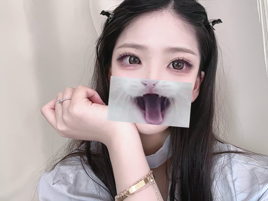 ToTrytobeKind's tweet photo. 唉呀，你发的那些什么东西啊，你发点青少年能看的行吗？你再这样子，我告诉你爸爸妈妈了 https://t.co/KosVxCE1XN