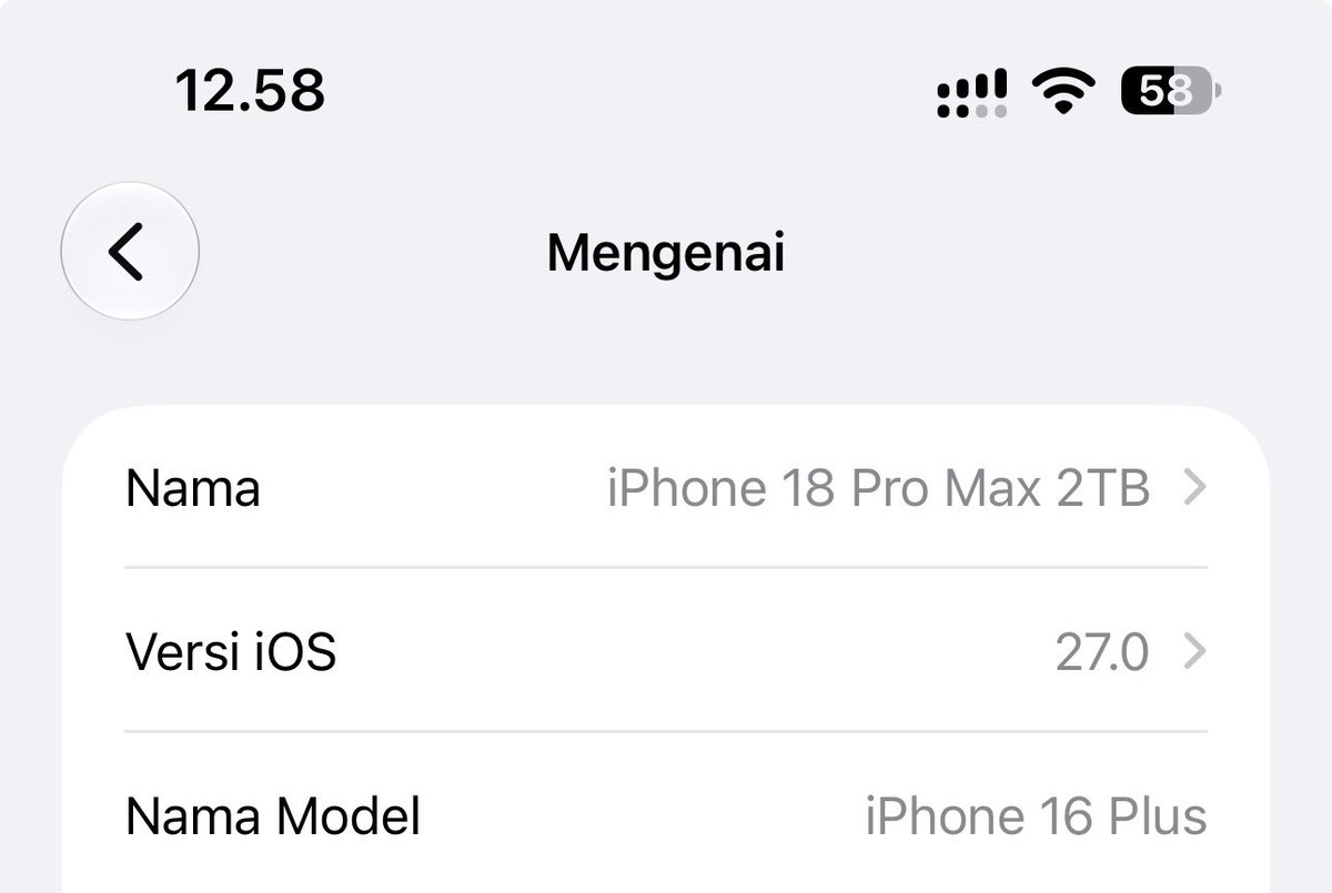 Bunaspace's tweet photo. Alhamdulilla, udah ganti 18 pro max 2TB fren warna burgendy https://t.co/tl6esOiM0z