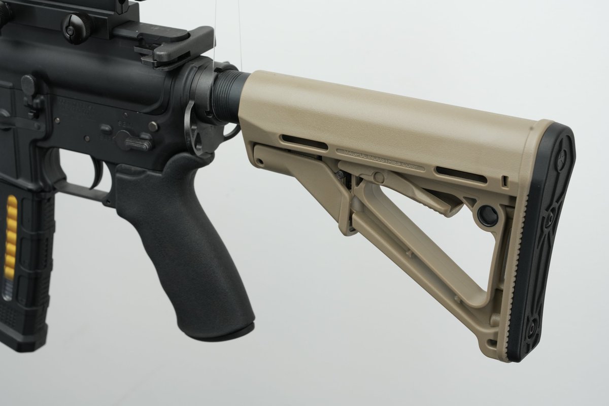 DIVE_airsoft's tweet photo. ／
  中距離を意識したスマートカスタム🔥
＼

東京マルイ
『MK18 MOD.1 GBB』をセットアップ

実例をベースに少しアレンジを加えて再構成

ハンドガードに手を添えるスタイルで中距離戦を想定した一丁！

▼ 各種アタッチメントの購入はこちら
https://t.co/cTnZOBeuej

#サバゲー #エアソフト #DIVE https://t.co/XhgcjbE5Qj