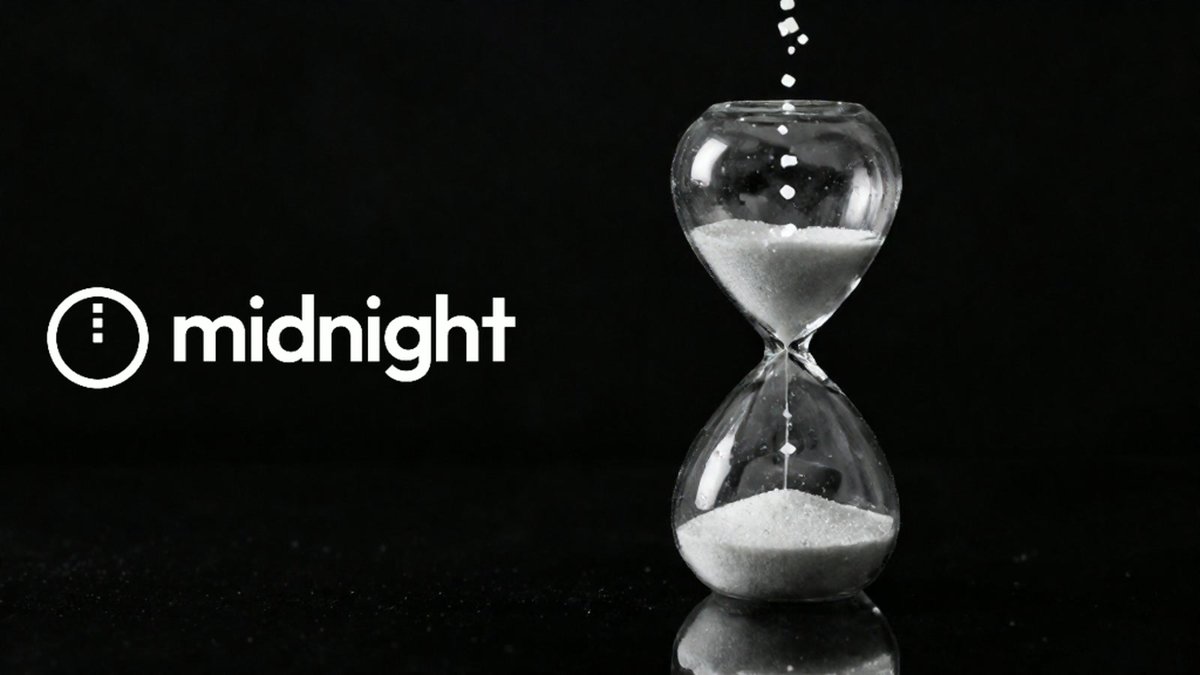 ChileStakepo's tweet photo. Si entraste al portal del airdrop de Midnight y viste "0 NIGHT", lo más probable es que no te haya pasado nada.

Los tokens de midnight-3:native  no llegan solos a la wallet.

Se liberan en cuatro cuotas del 25% a lo largo de 360 días, y cada cuota hay que reclamarla a mano desde el portal. Mientras la tuya no se haya liberado, el portal muestra cero. Eso es todo.

Dos cosas que confunden a casi todos:

· El contador que aparece ahí es el mismo para todos. No es tu saldo personal.

· El primer desbloqueo cae en una fecha al azar entre el día 1 y el 90. A unos les toca antes y a otros después, y no se puede cambiar.

El período de liberación cierra el 4 de diciembre de 2026. Después quedan 90 días de gracia antes de que el portal cierre del todo, el 4 de marzo de 2027.

Está también el fee en ADA que pide redimir, y no lo cobra @MidnightNtwrk : lo cobra la red de Cardano.

Toda esta información existe y es pública, pero está en inglés y repartida en un FAQ largo. La armé en español, con el calendario y las etapas:

Airdrop de Midnight: 
https://t.co/jTY7QFSwi2

¿Ya te tocó tu primera cuota, o sigues en cero? ❤️

#Cardano #Midnight