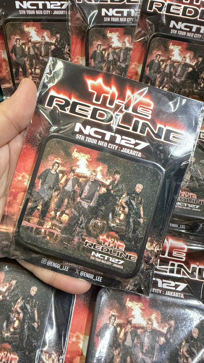 Enggi_Lee's tweet photo. ✨FREEBIES - NCT 127 THE REDLINE in JAKARTA

by : @Enggi_Lee 

🗓️ 3 Oktober 2026

📍Indonesia Arena

 ⏰ TBA

/rt &amp; like are appreciated 💚
/ kindly find me &amp; say Hi
tag me if you got the freebies 
' see u there :)

#NCT127_5TH_NEOCITY_THE_REDLINE
#THE_REDLINE_JAKARTA #NCT127 https://t.co/5ExgopW8so