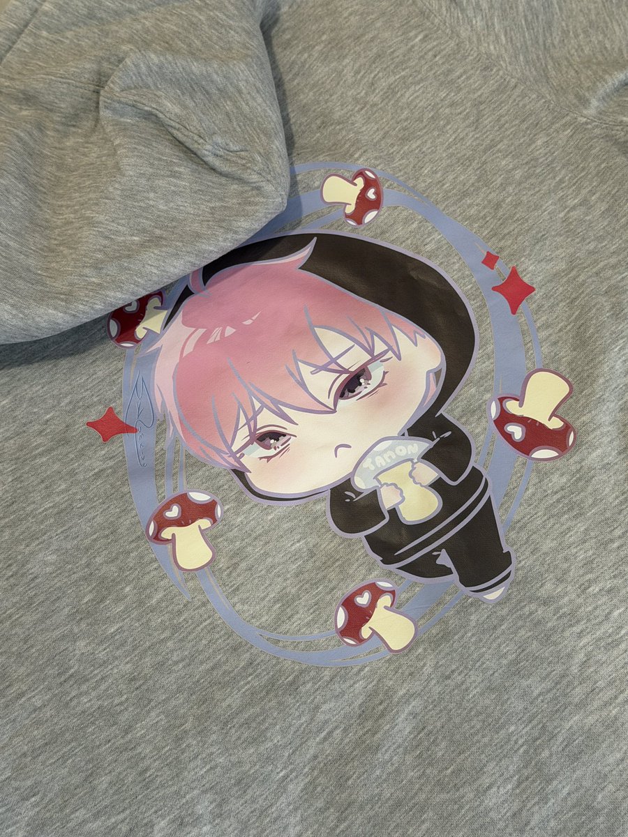 gumkive's tweet photo. I made them into a personal hoodie!

#tamonsbside https://t.co/jw4Eyv7qo5