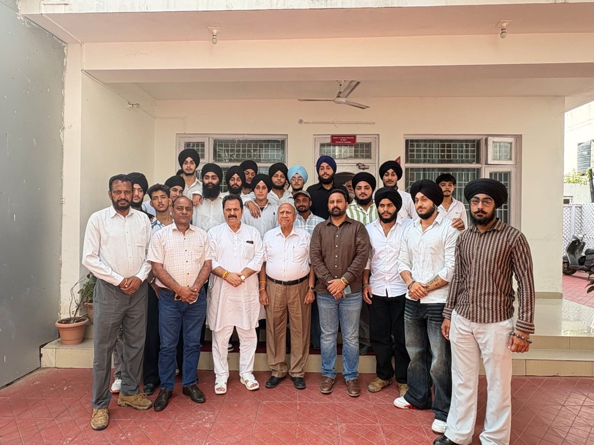 HarshvardhanNc's tweet photo. Today dozens of youth from District Jammu joined JKNC Students' Union today. Heartiest Congratulations and  welcome to all!

@OmarAbdullah @tanvirsadiq @salmanalisagar @zamirabdullah12 @Zahir_Abdullah_ @oberoi_shammi https://t.co/66a8mr32bB