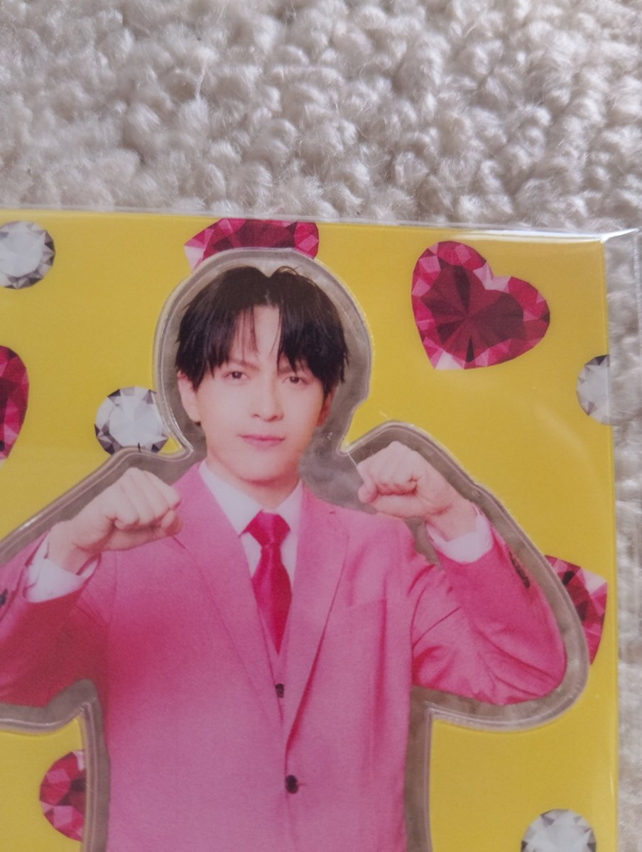 EBi_Johnny14's tweet photo. ほんとにすいません
私の目が悪いのでしょうか！！
吉田仁人さんに見えないです😭😭😭

#吉田仁人 #MILK #シャカレボアクスタ https://t.co/YNirePaDEy