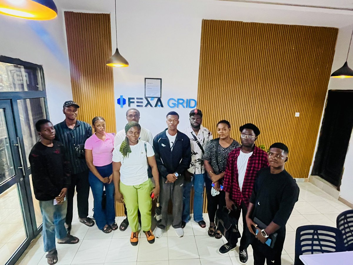 SamCheuo's tweet photo. Touchdown the land of Onitsha branch at @IfexaGrid

DAY 0️⃣2️⃣ of the @SEBchainGamesWK

   Amazing experience seeing brilliant techies in the land presumed to harbour mostly young business apprentices only.

A lot of projects and ideas💡coming 🔜 
WAS NICE VISITING MY HOOD
#SEBGW https://t.co/MrHsnyhtzF