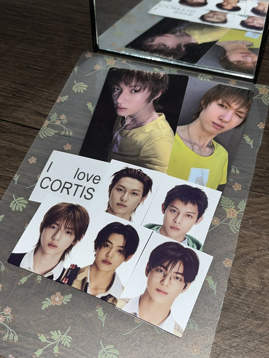 yunaaahaul_'s tweet photo. — ◡̈ ꒰ #yunaaa_mails꒱◞♡
  ╰┈➤ from @snfinds 

another mitin yellow set came home yesterday 🥰 with his mga barkadang pogi na nasa 2x2 🤭 until next time 🫶🏻✨

#fromjastine 💙 https://t.co/t11wOw6UkJ