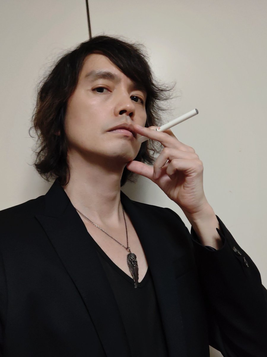 kohei__murakami's tweet photo. 禁煙17年になりました！
色白スレンダー魔性美女タバ子とはいつも一緒にいて、絶対別れられないと思っていましたが、あなたがいなくても生きていけてます！

フリーソフト卒煙式より
卒煙日： 2009年 9月 18日
17年 0ヶ月 0日 15時間 
節約： 3353199円（当時270円）
節煙本数： 248385本 　24838.52ｍ https://t.co/iVi8hHHCHk
