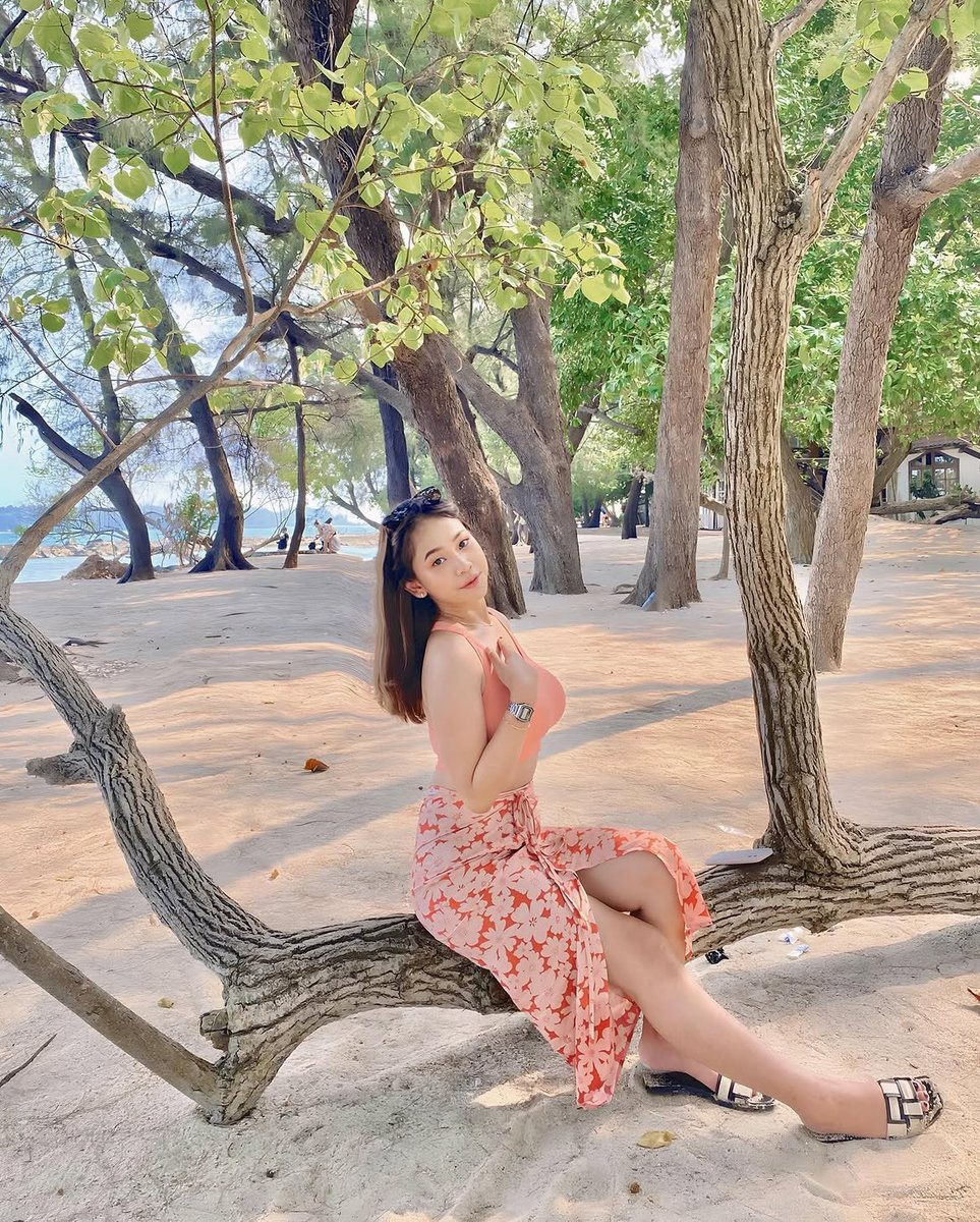 xiqky's tweet photo. Ready surabaya sekitarnya 💌
Boking di bio 💋 
#availsurabaya #bosurabaya #openbosurabaya https://t.co/ArremMw8GZ