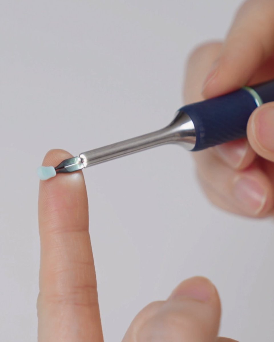 bebird_official's tweet photo. When your ears itch, your first instinct might be to “dig them clean.” But that can actually make things worse.
With Bebird Note 5 Pro, an HD ear camera + mechanical tweezwes helps you say goodbye to blind digging.👂✨
Shop now! 🛒 
https://t.co/p0xwRS5tWV https://t.co/8aVpfhgCME