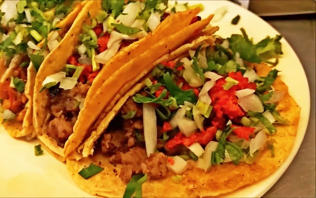 cotti369293's tweet photo. Craving authentic Mexican tacos Freshly grilled corn tortillas + spiced al pastor + pickled onions + cilantro = pure street food magic , https://t.co/N9SHErwumh