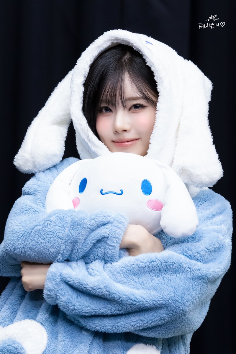 luvjourney_10k's tweet photo. 260912 제이제이뮤즈 박지원

🐰🤍

#프로미스나인 #fromis_9 
#박지원 #PARKJIWON 
#지원 #JIWON https://t.co/BQaCYfqMVv