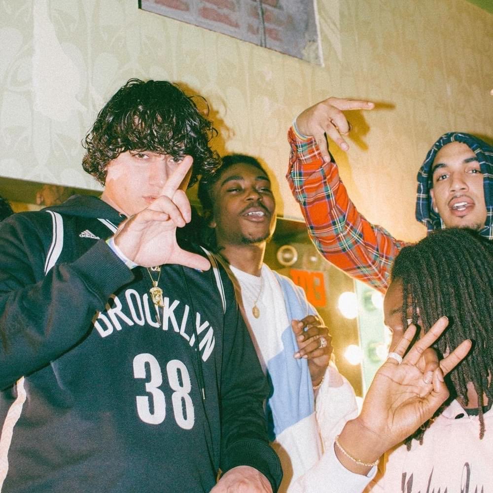 NewestMagazine's tweet photo. Who was the better LA rap group: Shoreline Mafia or the Stinc Team? https://t.co/PCapsr1Agd