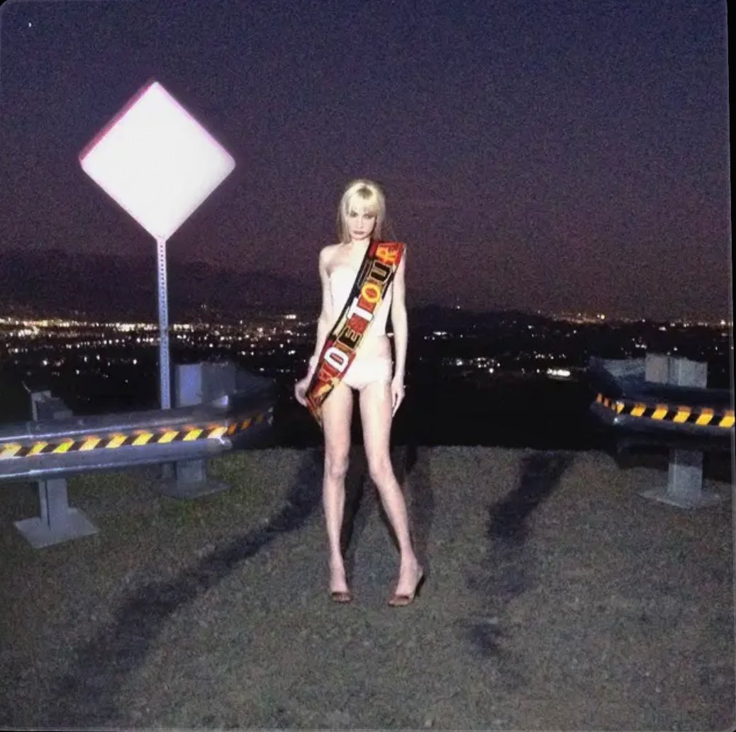 kimpetrasfr's tweet photo. 💿 La version Deluxe de l’album Detour `Detour (Rare N’ Deluxe)’ est maintenant disponible et 4 nouveaux sons sont à découvrir 🌟 https://t.co/kl27OkqAcJ