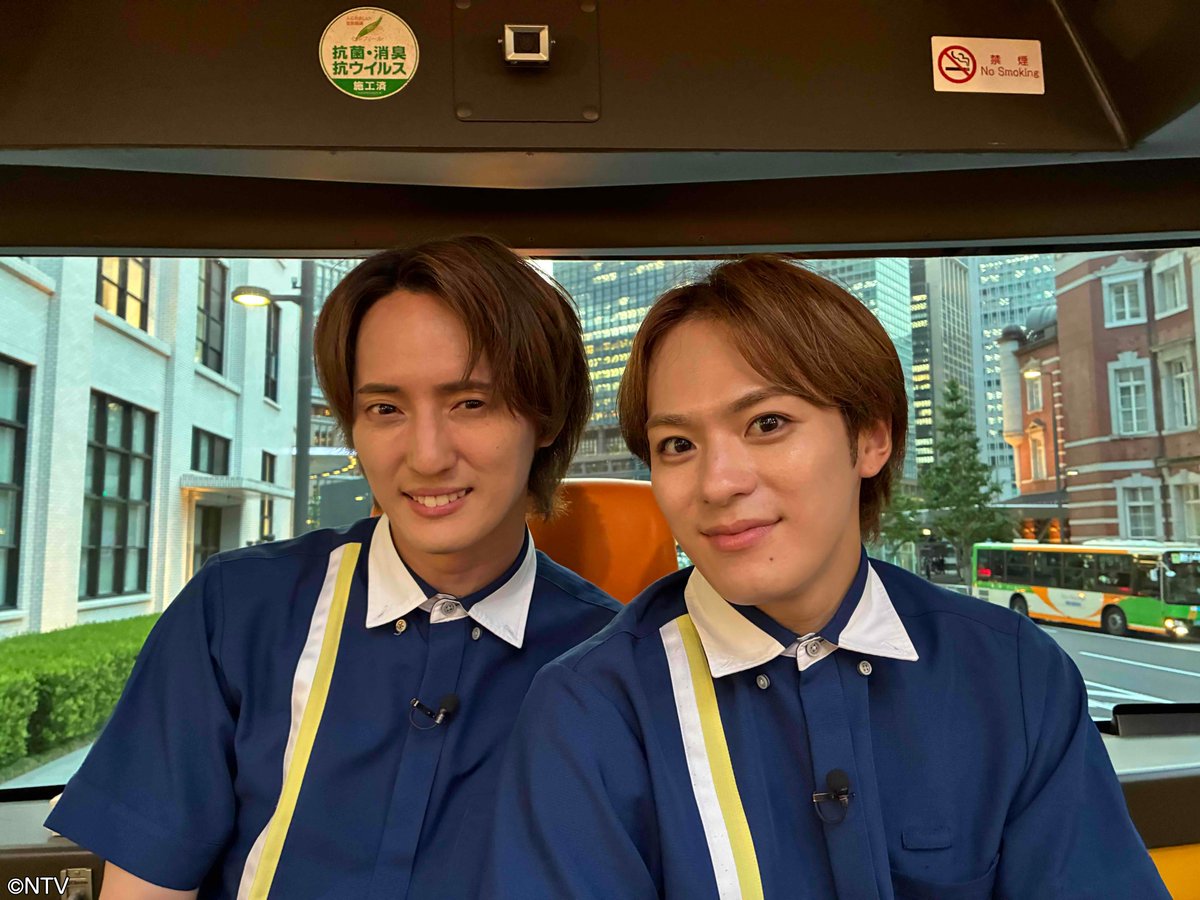 shu1tv's tweet photo. ⋱ 𝟗月𝟏𝟗日(土) の #シューイチ☝🏻⋰

あさ8時40分ごろ〜
Travis Japan🐯の #スタディーJAPAN🗾
はとバスをスタディー🚌【後編】
￣￣￣￣ｖ￣￣￣￣￣￣￣￣￣￣￣￣￣￣￣
🤍川島如恵留さんと🧡松倉海斗さんが
東京観光バスツアーのはとバスに潜入🔍

今回は、はとバス人気No.1の東京観光ツアーで
バスガイドに挑戦🚩

お辞儀の角度やマイクの持ち方など…
バスガイドのフォームには細かいポイントがいっぱい！
さらに観光情報も頭に入れておく必要が😵‍💫
“のえまちゅ”の2人は習得することができたのか？

独特な松倉さんのガイドと
トラジャの頭脳・川島さんのガイドにご注目👀

次週は、秋野菜をスタディー🍠

#TravisJapan(@TravisJapan_cr)
#川島如恵留 #松倉海斗
