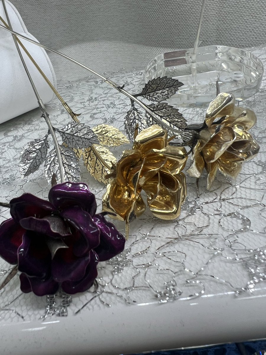 acuoreb's tweet photo. インテリア　ジュエリー
🌹バラ🌹　イタリア製 https://t.co/OXuitIuHje