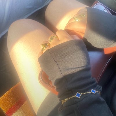 submissivejjpt's tweet photo. #NewProfilePic @GoddessDeepika7 @Goddessnepalll #paypig #submissive #fypシ゚viral https://t.co/tPKfq79WlS