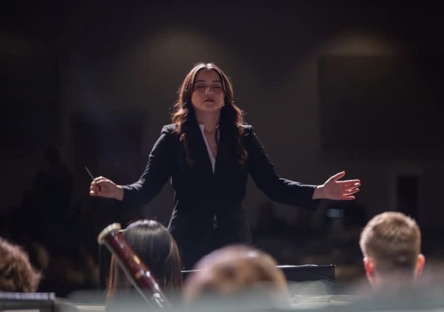 taliailan's tweet photo. #oneconductoraday
Tina Christiansen https://t.co/bVaikqIsMt