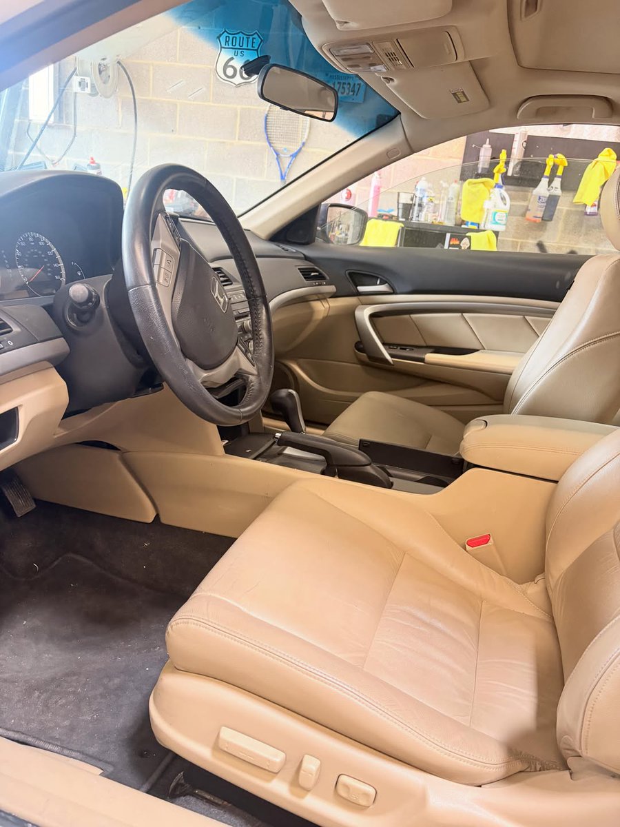 DeniseItkid49's tweet photo. 2011 Honda Accord EX-L Coupe 
SOLD https://t.co/h17av4HPlS