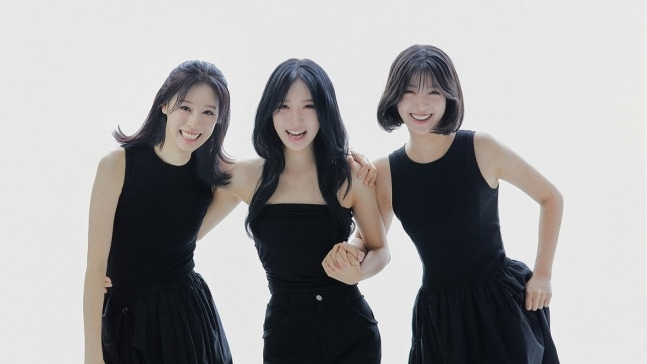 KoreanUpdates's tweet photo. The lawsuit filed by Attrakt against former #FIFTYFIFTY #Sio #Saena #Aran and The Givers CEO, is set to conclude this November. The lawsuit seeking approxomately 13 billion won in damages and began in 2023. According to the report, the sentence hearing will take place on 13 November.
https://t.co/6AgWpAYRHE
#KoreanUpdates VF
