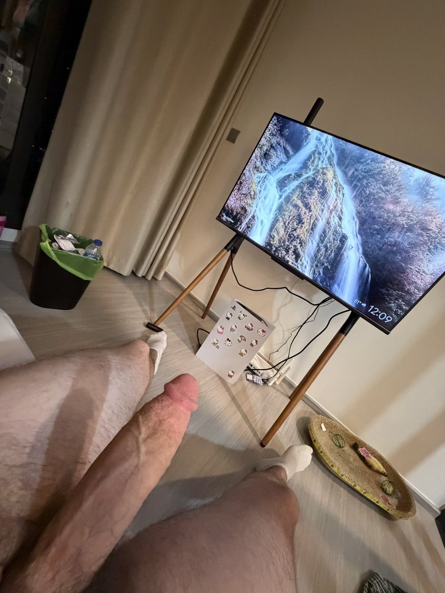 BigDicAndy's tweet photo. My dick still huge btw https://t.co/3nmGPcNtj5