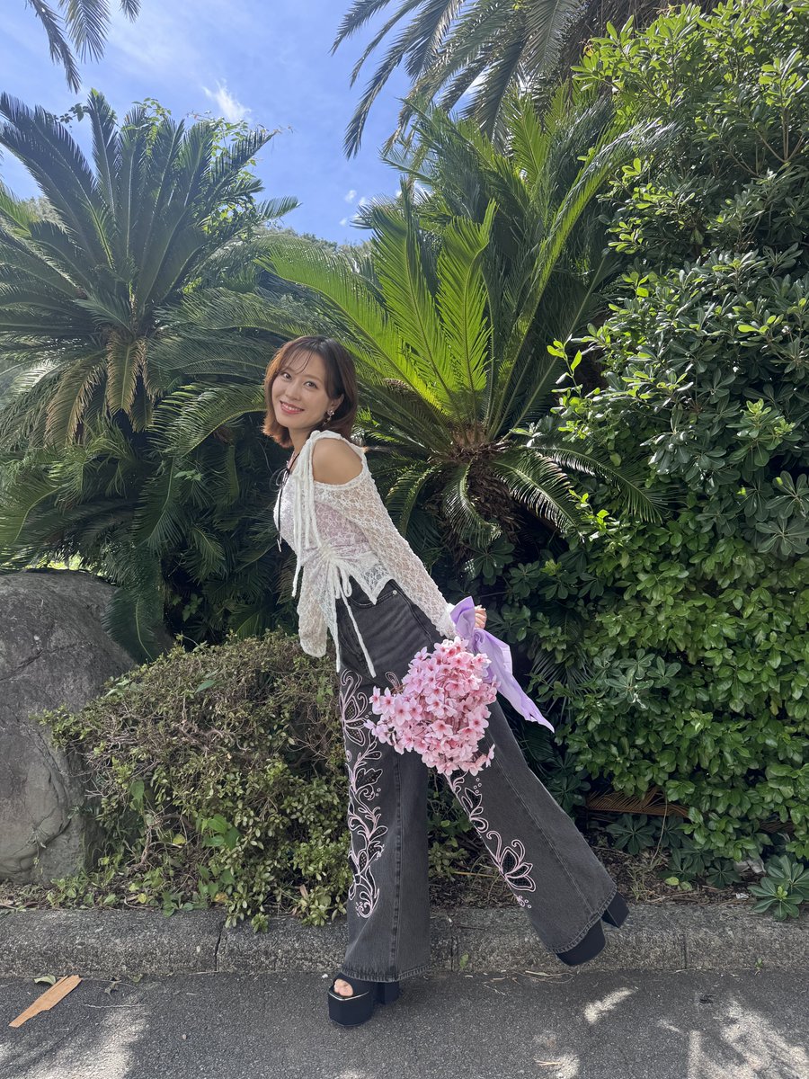 MorningMusumeMg's tweet photo. Morning Days Happy Holiday 
小田さくら“桜満開”ファンクラブツアー in 伊豆

スタートしました🌸

ハッシュタグは
#桜満開バスツアー

2日間楽しみましょう♪

🌸🌸

#小田さくら
#モーニング娘26
#morningmusume26
#ハロプロ
#Helloproject https://t.co/39Rg9bmQhX
