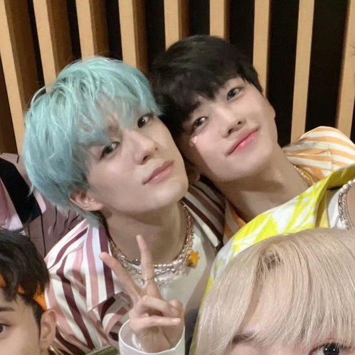 Jam_cong_00's tweet photo. 나 새로운 최애 사진 찾음🎶 https://t.co/LIaEzcA3RC