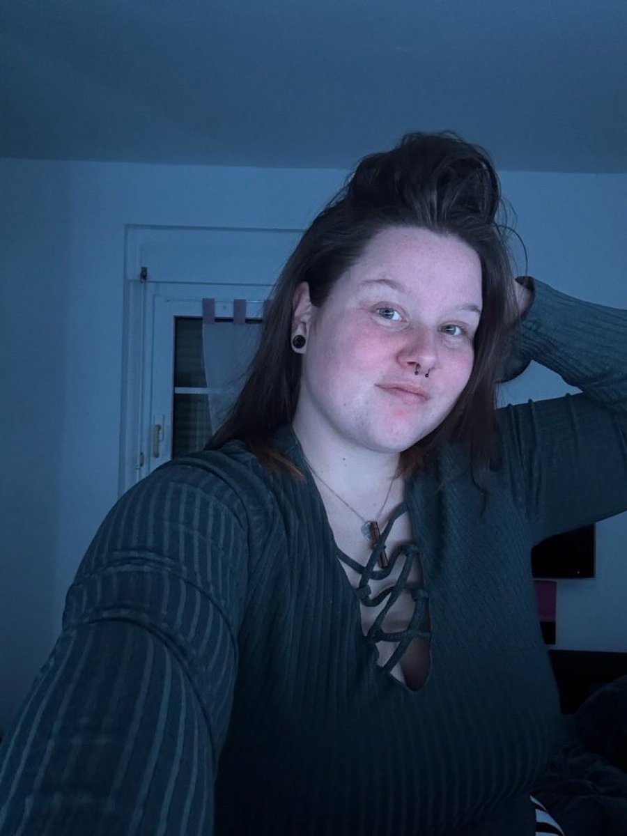 MaddyMayhg's tweet photo. If you're 30 and above give me a hi https://t.co/sN08vSkb2F