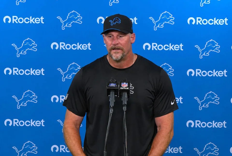 PurdytoDeebo's tweet photo. Dan Campbell is not a good coach. Every game without Ben Johnson has proven more &amp; more that it was Johnson carrying the Lions offense and not Campbell. Dan Campbell is on the hot seat and could very easily be fired at the end of the season https://t.co/W3yv2mFpAz