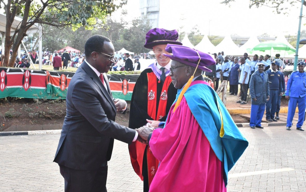 lestonasakhulu's tweet photo. The CS Education is here to witness the best of the best. Greatness is concentrated at the graduation square. If you are in Nairobi watch out not to hi5 a graduate.
#UoN75graduation #UoNclassof2026 #SisiniUON
@uonbi https://t.co/a38dSHvRhO
