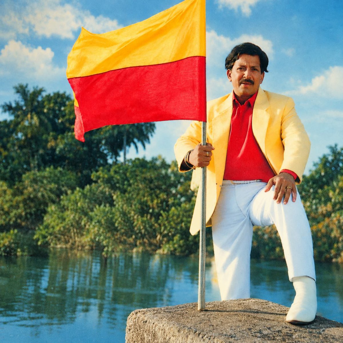 BelagaviKA's tweet photo. ಹುಟ್ಟು ಹಬ್ಬದ ಶುಭಾಶಯಗಳು ನಮ್ಮೆಲ್ಲರ ಪ್ರೀತಿಯ ವಿಷ್ಣುವರ್ಧನ್ ಅವರಿಗೆ ..!

#belagavika #belagavi #vishnuvardhan https://t.co/UjpJdLFGc1