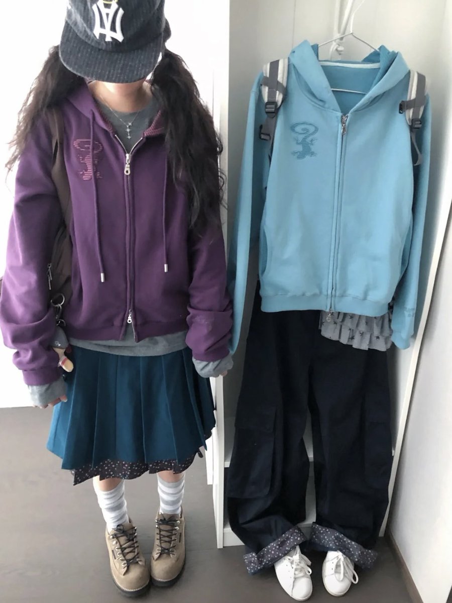 __papillonnoir's tweet photo. ここの紫パーカーもかわいいんだよ……トカゲ付きで… https://t.co/lF5cOkspJP