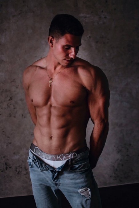 sweeeetsavvvv's tweet photo. Come keep me company on my walk tonight https://t.co/m7KTQNFyY6 https://t.co/EQBXGLMvDJ
