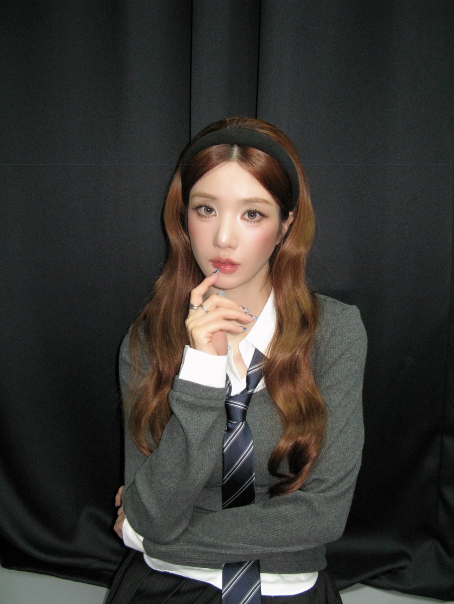 KEB_archive's tweet photo. 은비 인스타 #권은비 

오늘5시권은비권응비궈는비궈눈비보러ㄱㄱ https://t.co/vc1czdUHjR