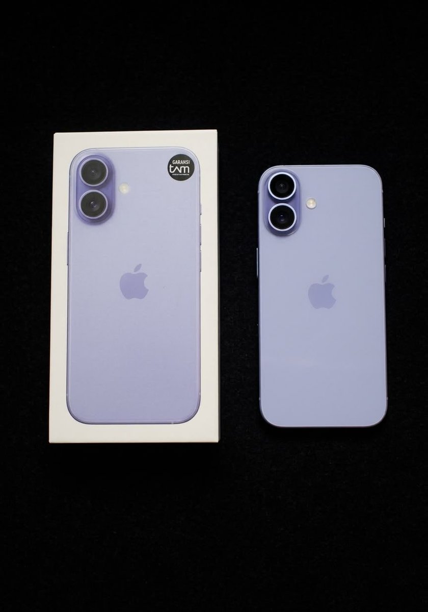 syantizz's tweet photo. #WTS iPhone 17 256GB — Mist Blue 🩵 📍 Ex iBox (PA/A) #wtb 
Harga store sekarang di 20 jutaan, di aku bisa hemat sekian jutaa gaiss🫶🏻
Garansi Juni 2027
BH 100%
Full set Original 
Pemakaian Pribadi✨
📩 Serius minat? DM aja untuk info detail &amp; nego halus 🤗💕 https://t.co/uhCeC68iL7