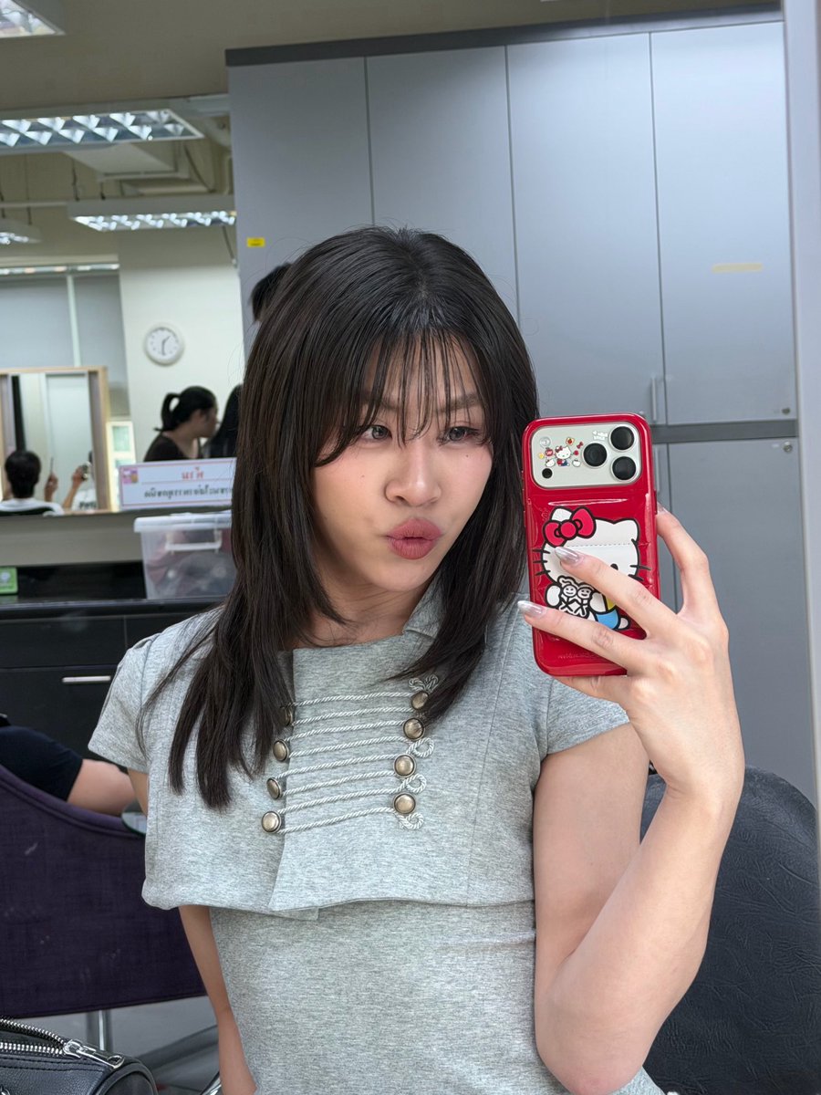 apowachirakon's tweet photo. ถ้ารู้ว่าโสดแล้วสวยขนาดนี้โสดตั้งนานแล้ว😮‍💨 
.
.
.
.
.
.
.
.

ล้อเล่น https://t.co/jiy33RjBD6